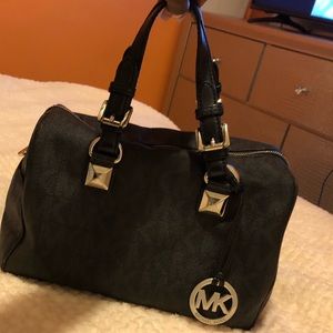michael kors grayson grey and black satchel